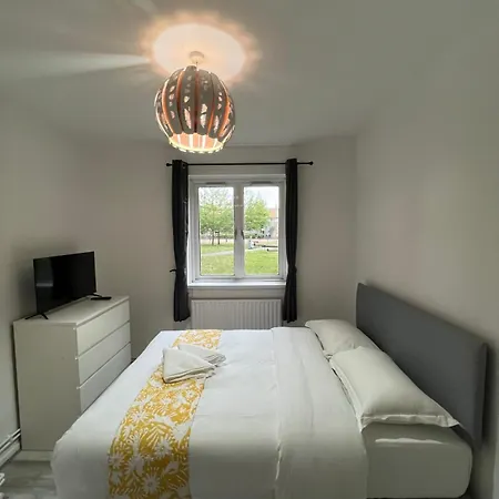 Starlet Stepney Apartamento